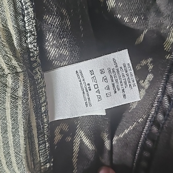 EUC Free People Geometric Distressed Shorts Festival - Picture 6 of 8